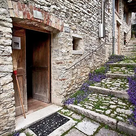 Borgo Stramare Fra Valdobbiadene E Segusino * Sequsino